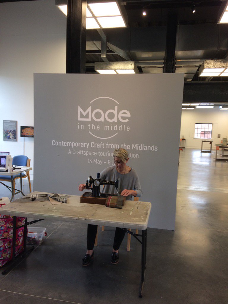 karinaworld2's tweet photo. Hard at it @NationalCraft #craftwithlove #DementiaAwarenessWeek https://t.co/fGAEn1DKIX