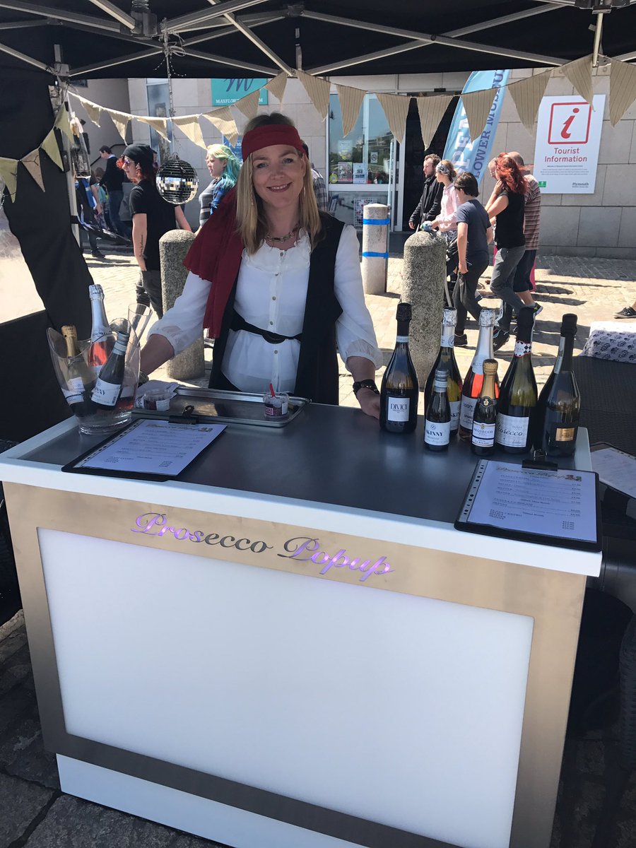 Prosecco is the new rum didn't you know...! #PlymouthPirateWeekend #Prosecco #SkinnyProsecco #Fizz
