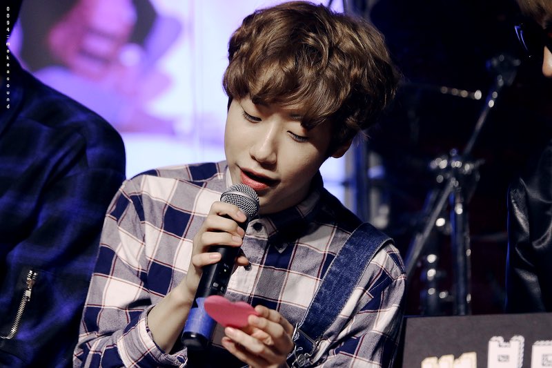 dongmyeongpic's tweet photo. awh his curly hair 💕
#PRODUCE101 #프로듀스101 #손동명 #SonDongmyeong #RBW https://t.co/gqBvGaqDhg