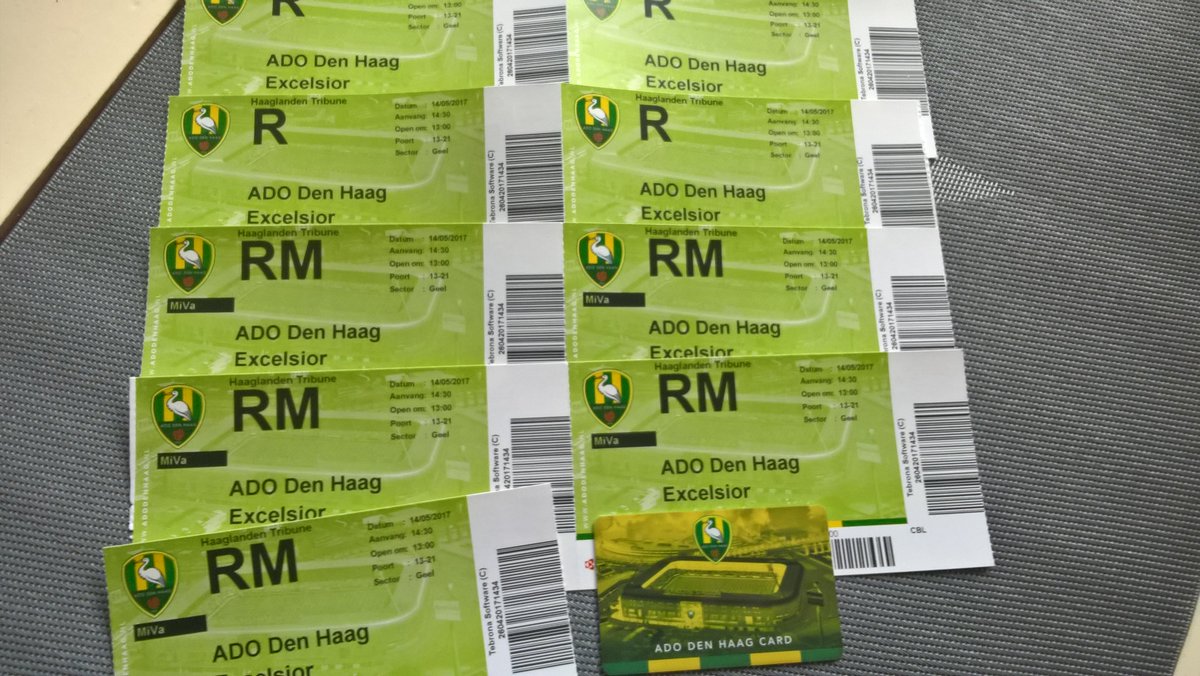 martinvanw1's tweet photo. Bewoners @FlorenceZorg erbij laatste @eredivisie @ADODenHaag #ADOexe #onzetrots #zinin @SamenDV @alzheimernl @Edwin_van_S @OmroepWestSport https://t.co/R2YoPg6ViH