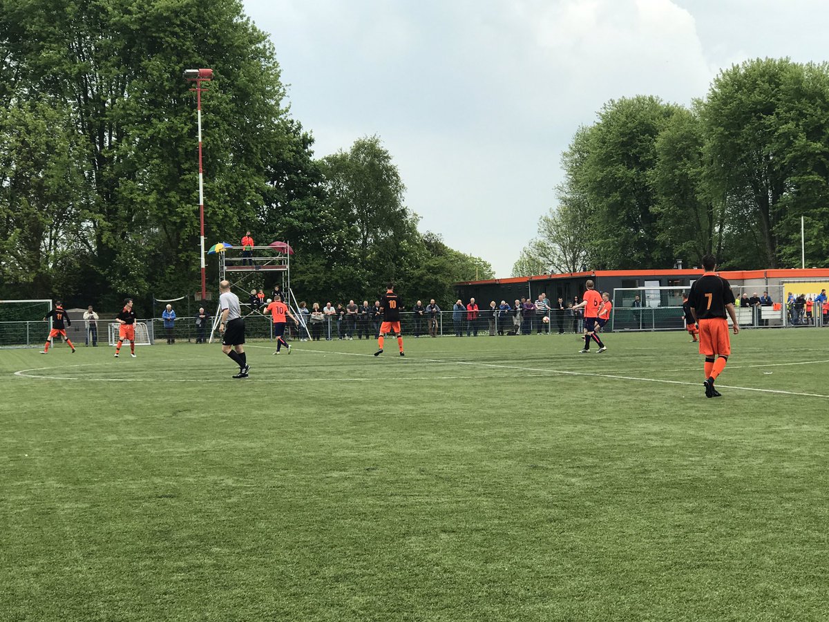 Kraker sv Loosdrecht - vv De Meern!