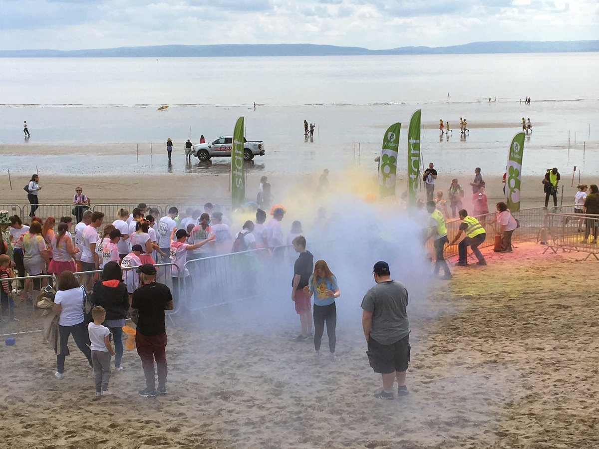AppServeApp's tweet photo. #rainbowrun is underway!! https://t.co/RCl3WDEJrA