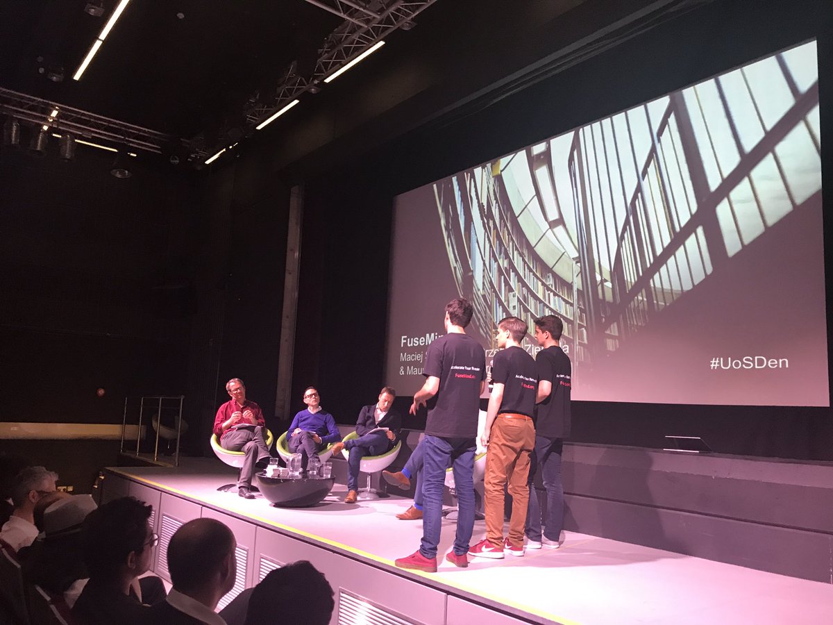 FishOnToast's tweet photo. Incredible first pitch by FuseMind who gained investment ! Congratulations @FutureWorlds https://t.co/QkQbTK3I74