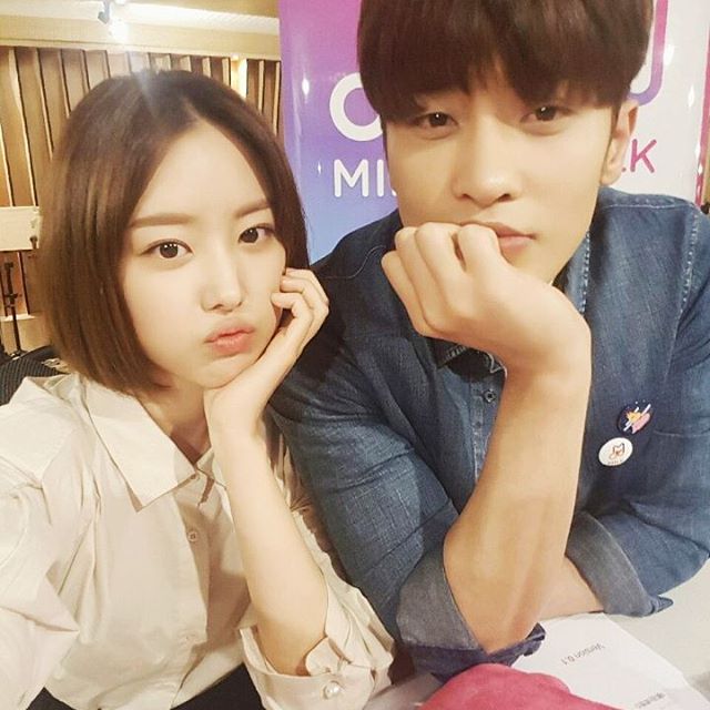 ALL4SECRET's tweet photo. จีอึนอัพรูปคู่กับซองฮุนใน IG 😍 #MySecretRomance https://t.co/TdwSulcjrd