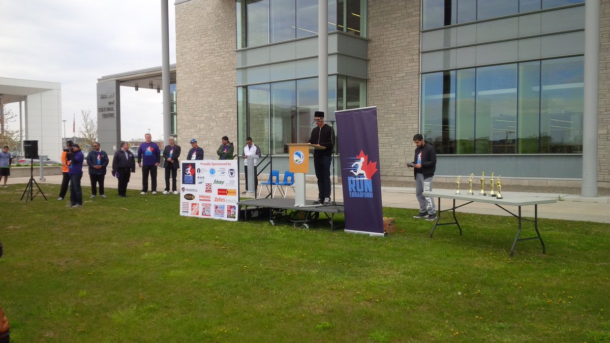 RunForBradford's tweet photo. Opening ceremony at #Run4BWG https://t.co/It6DfDW5Y7