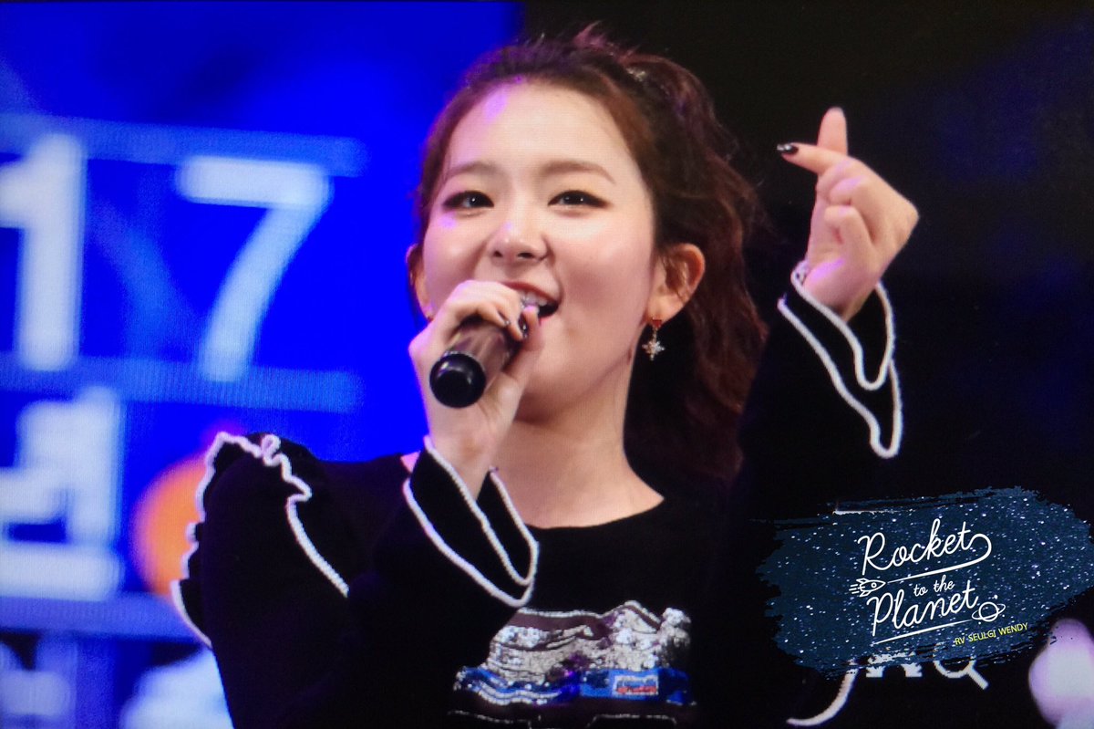 rocketxplanet's tweet photo. 170513 '2017 대구 청소년 무대예술 페스티벌' 🐻💛

#슬기 #레드벨벳 #Seulgi #RedVelvet #🚀🌑 https://t.co/FjC0SRisSF