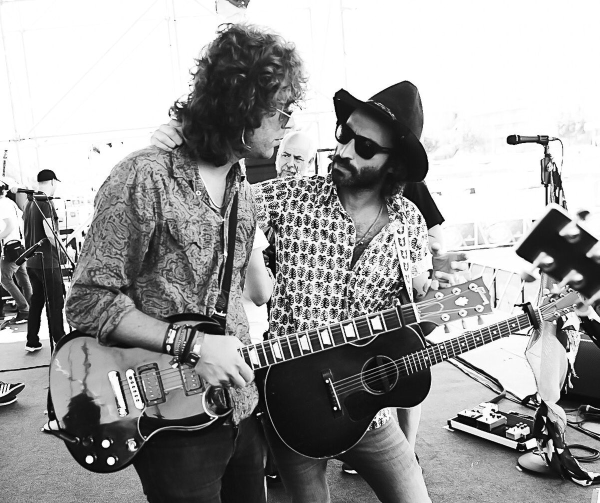 Leiva_Oficial's tweet photo. Hoy tenemos un planazo de amigos en @montgorock. Ambientazo y calidad.
Venirse!! https://t.co/MHnt6fKANg