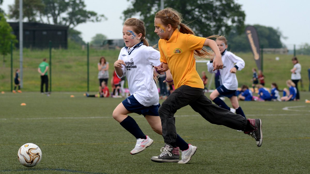 Help shape Staffordshire's Women and Girls' Strategy for the next 3 years 👉 the-fa.com/GirlsAndWomens…