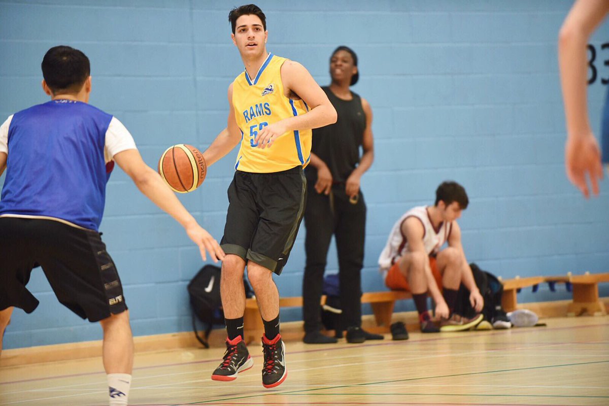 teamsurrey's tweet photo. Ballers on court in the arenas πππ @USSUBasketball @USSUNetball #GradSport17 #Surrey50
πΈ @EzraRollinson https://t.co/5I6hAwNJ7y