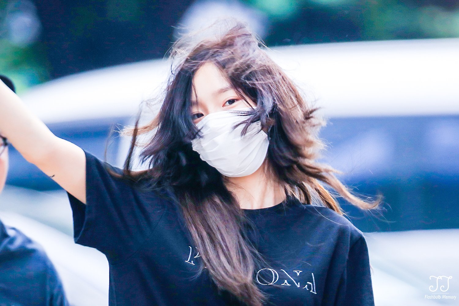 C_tlrsqVoAIje2C.jpg:orig