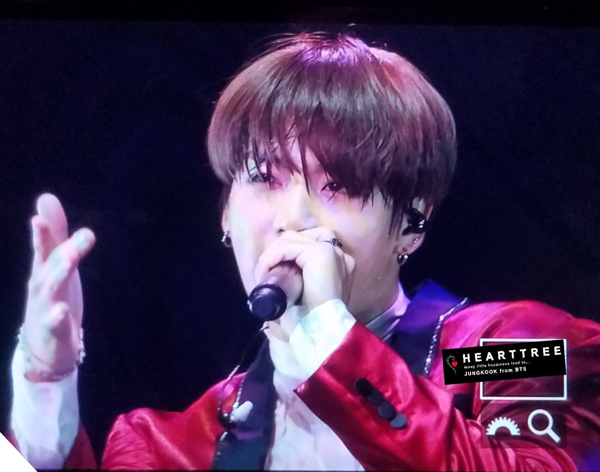 HEARTTREE_JK's tweet photo. 170513 THE WINGS TOUR 홍콩 #JK #방탄소년단 #정국 #꾹 #BTS #JungKook @BTS_twt #BTSBBMAs https://t.co/TimK11SP62