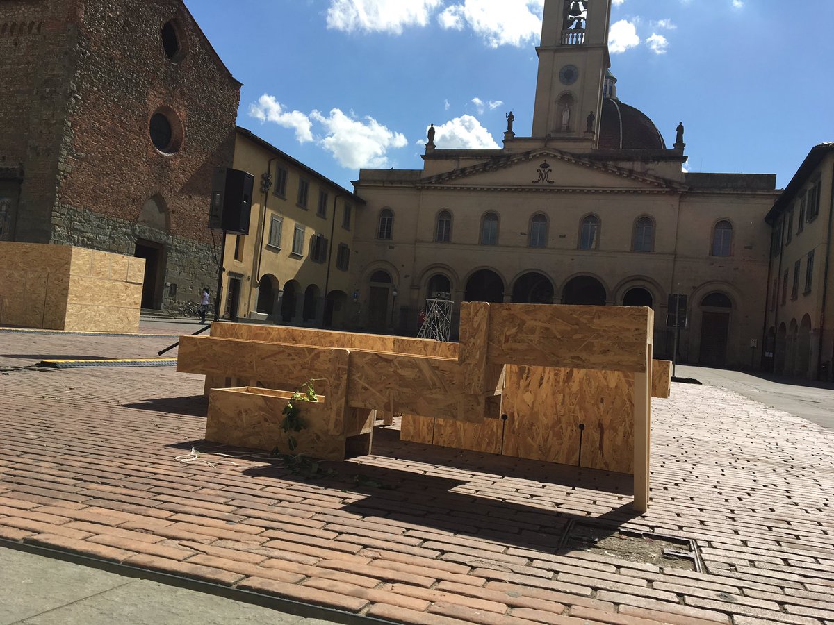 sgv2050's tweet photo. Al via #sgvcantierecivico!
Vi aspettiamo in p.zza Cavour, in p.zza Masaccio e nei #chiassi con installazioni e performance.
#SGV2050 https://t.co/ygLUsZKo36