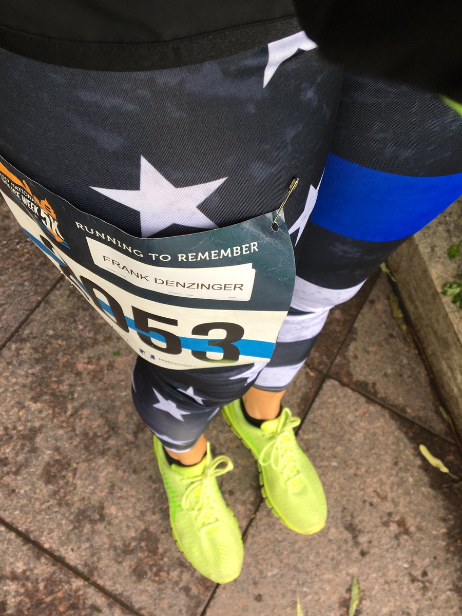 lanettstewart's tweet photo. #PoliceWeek5K this morning in DC and ran in honor of Deputy Frank Denzinger, Floyd County Sheriff's Office (IN) , EOW-6/18/07 #HERO https://t.co/yU1QkoeUn4