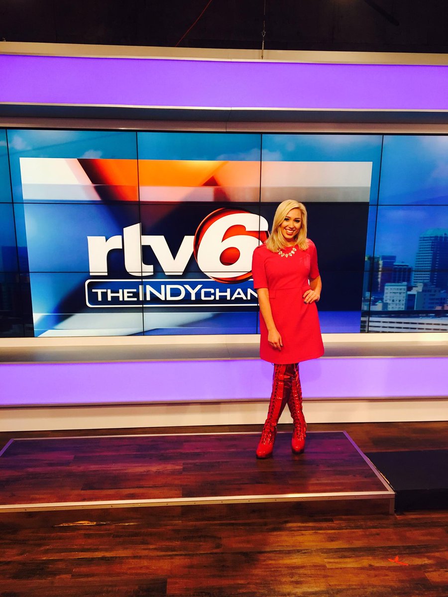 BroadwayIndy's tweet photo. Stephanie Wade, RTV6 - "I #StandUp for saving lives through organ donation!" #KinkyBoots #BroadwayIndy https://t.co/Mf5zYqUEBL https://t.co/5preo2XlDe