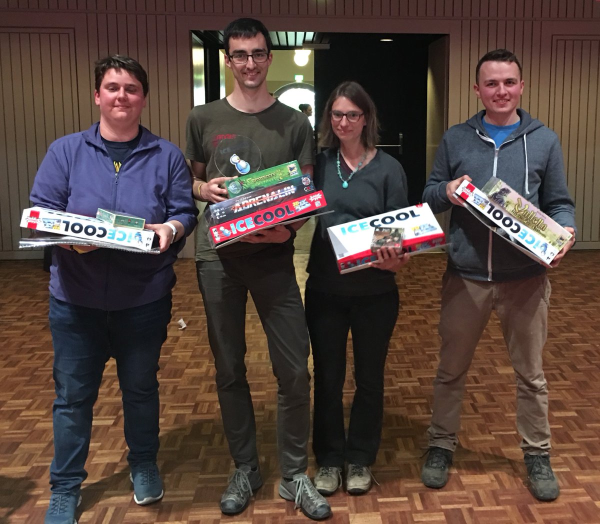 PlayatBasGame's tweet photo. #icecool winners @BasGame2017 @BrainGames_int https://t.co/r78YuzdZbh