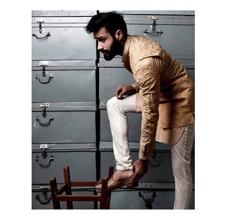 kunalrawalmen's tweet photo. KR Workshop 004 | #SummerSeparates #KunalRawalMen https://t.co/jzw9wyZMXd