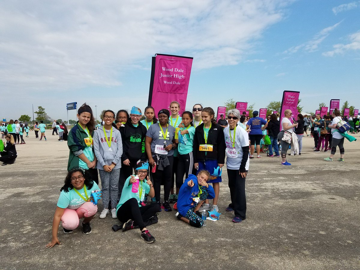 T_Ampulski's tweet photo. Great day for a run! #wdjh #GOTR  @PhillipsSpecEd @WDJH_Panthers  @SkarzynskiS https://t.co/UpQ9fLPOHX