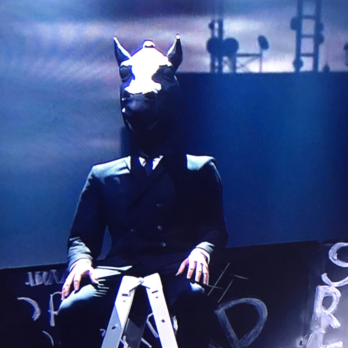 RolyWestYT's tweet photo. #NeighBitch is back!! #Eurovision #AZE https://t.co/Nr9OU6UAul