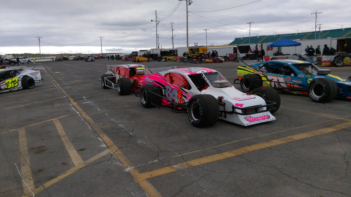 RacingAmerica's tweet photo. #RoCMods: Practice is complete at @OswegoSpeedway for @RoCModSeries. See who's fastest at Speed51's TN: https://t.co/utlrfOwMeQ https://t.co/42UeOCmZ6H