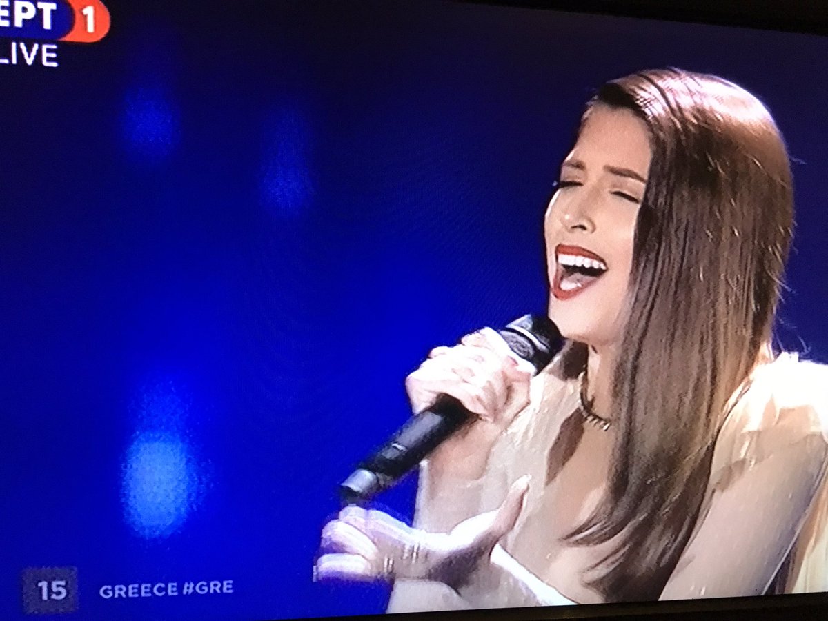 Tii0R1kUJgUf275's tweet photo. #Eurovision #EurovisionGR Καλή επιτυχία στην #GODemy ας φέρει τ πρώτο κ χαλάλι της το δάνειο απο την παγκόσμια τράπεζα για να ξεχρεώσουμε😂 https://t.co/XYplAbeHOn