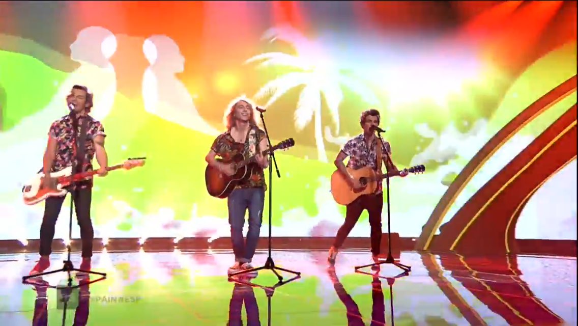 _muraoM_'s tweet image. Посмотрев на него захотелось лето :с 
#Eurovision #Евровидение2017