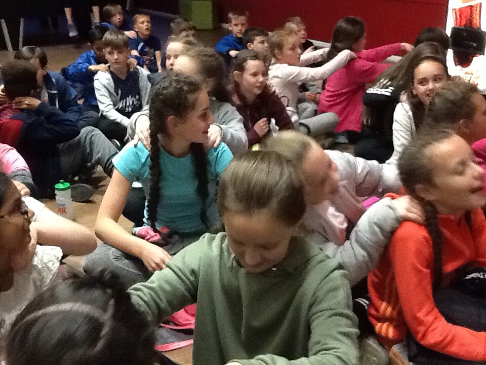 StOswaldsPriLiv's tweet photo. Peer massage for our aching muscles! We will all sleep well tonight 😴😴😴 #colomendy2017 https://t.co/6rDxIlRPDb