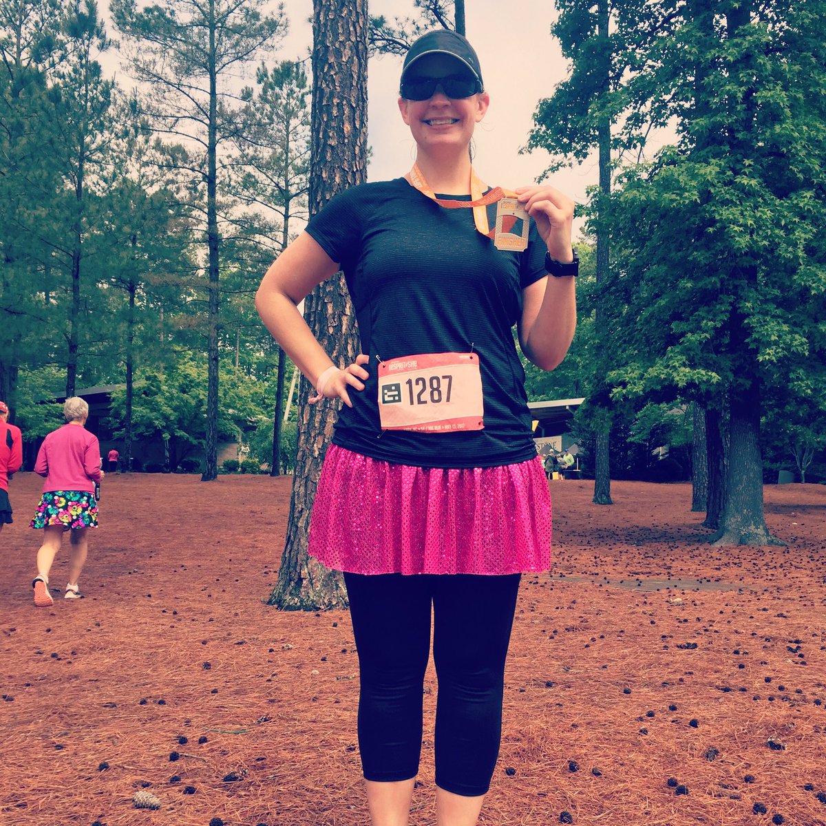 sandra_athey's tweet photo. Rocked the pink sparkles at this morning's Esprit de She 10k in Cary! #ncrunning #espritdeshe #EDSCary #teamnuun #teamsparkle #10K https://t.co/Q4skjxiOGu