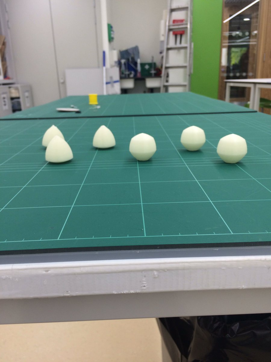 phoenix1797's tweet photo. Do you know what these are? #topology #math #geometry #3Dprinted #ultimaker #cura #omgrobots https://t.co/SCgtSk1kGa