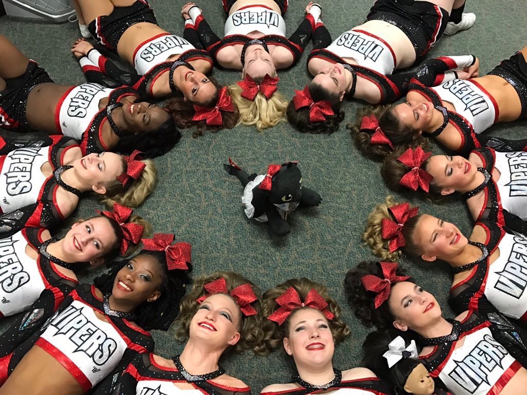 Summit Bids tweet media