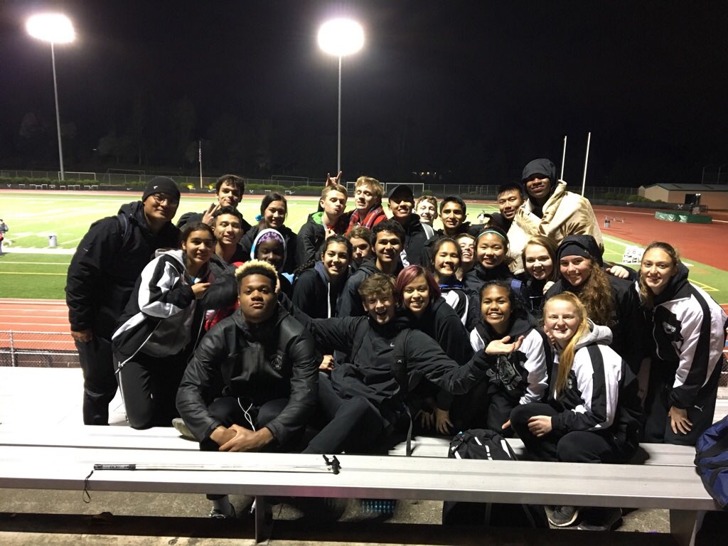 century_track's tweet photo. Good job &amp; great season Jags! Congrats to our state qualifiers in TJ, 400 &amp; 3k! https://t.co/2Y4sUpEhog