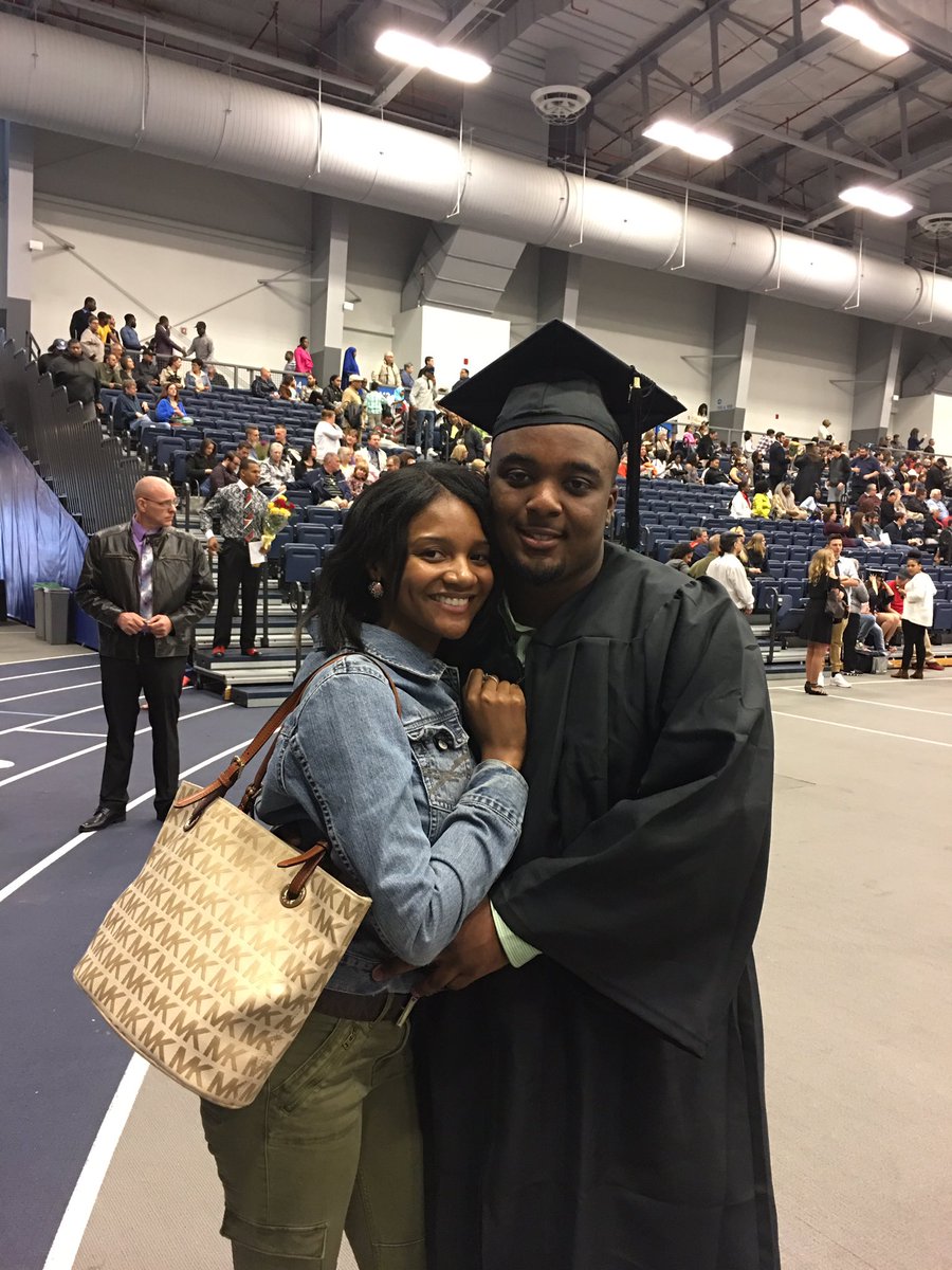 RonishaAlexis's tweet photo. Can't call him headache today, gotta approach him as the Graduate 👨🏽‍🎓❤️ @Sheed_DB https://t.co/WjcQpALaH8