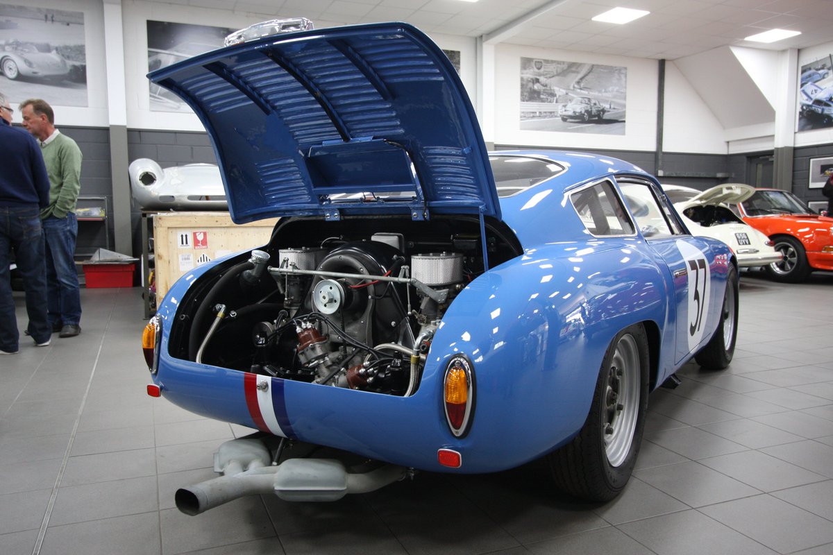 pcgb_r12's tweet photo. #Porsche 356B Abarth 1600 GTL at https://t.co/LiPZ0VKA9U today. https://t.co/dS3orgV601