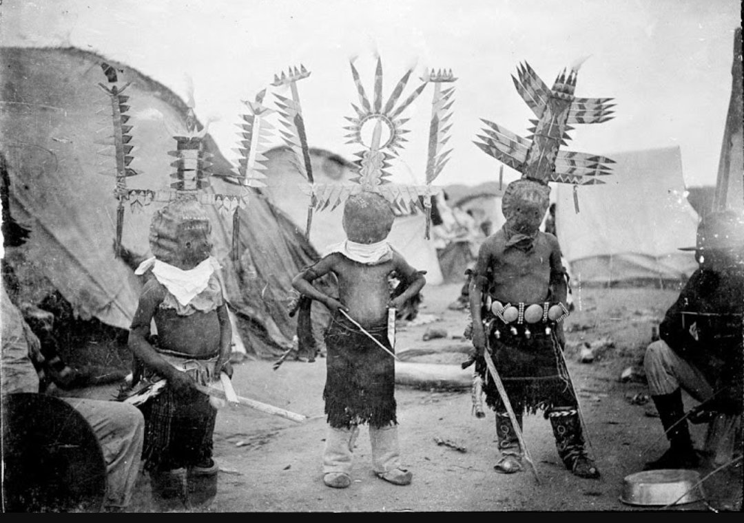 ApachePrincesa's tweet photo. #ancestors#proudApache https://t.co/DDuWfSubvc