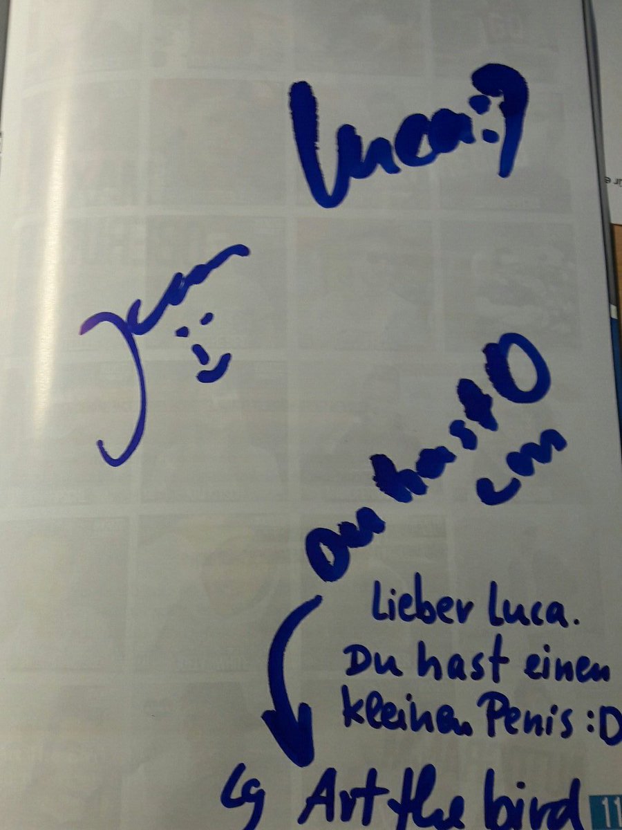 SkyByHD's tweet photo. Danke an @ConCrafter und @arthebird für diesen tollen Eintrag in meinem Autogramm Buch am #tuberday ! https://t.co/eDzi1k6ukg