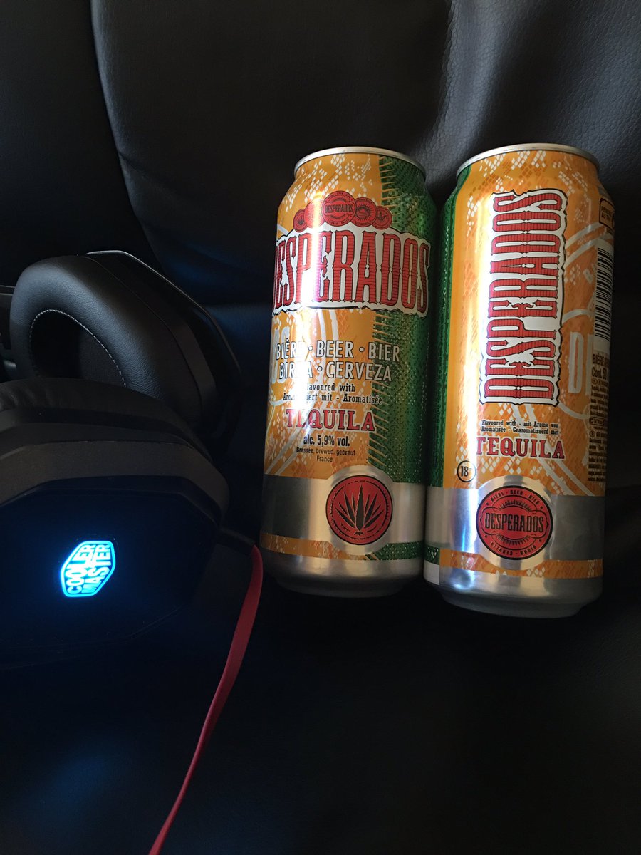 DearVooDoo's tweet photo. Ready ! #DrunkTeam https://t.co/YLLFST18Is