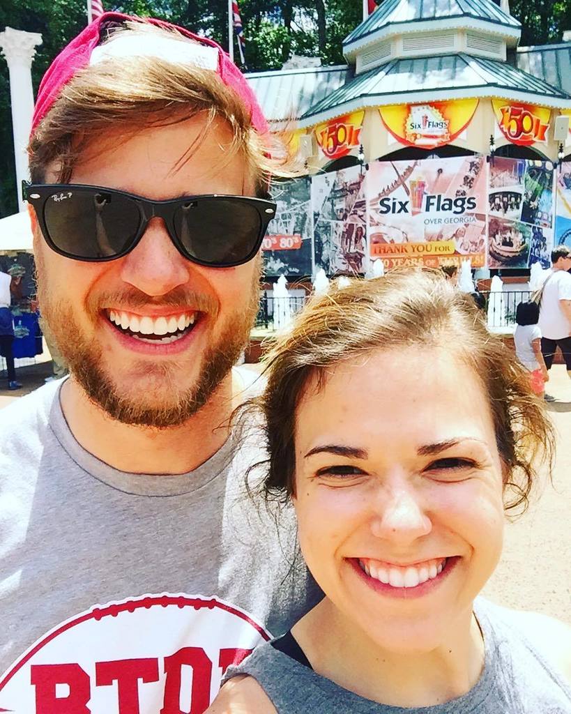 willbowron's tweet photo. Does this mean it's summer? #BatmanIsBest #SixFlags #SunburnIncoming https://t.co/oL7PGC168L
