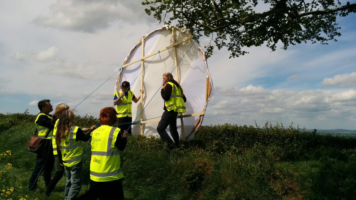 dawn_scarfe's tweet image. @ArtWeekExeter @TOPOSExeter signals from the beacon phonic.fm/2017/live-broa…