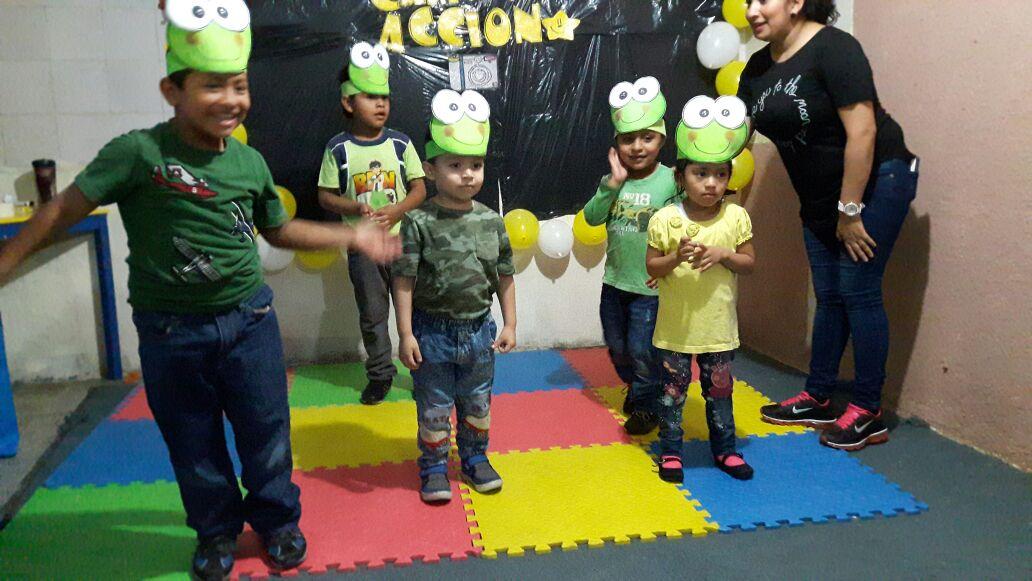ManosAmor's tweet photo. Nuestros chiquitines en acción!!! 😍👏👏👏 https://t.co/srLKf8nRgp