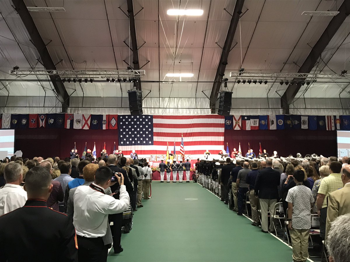norwichnews's tweet photo. Commencement begins! #classof2017 #NorwichGrad17 https://t.co/k4plDl5N1t