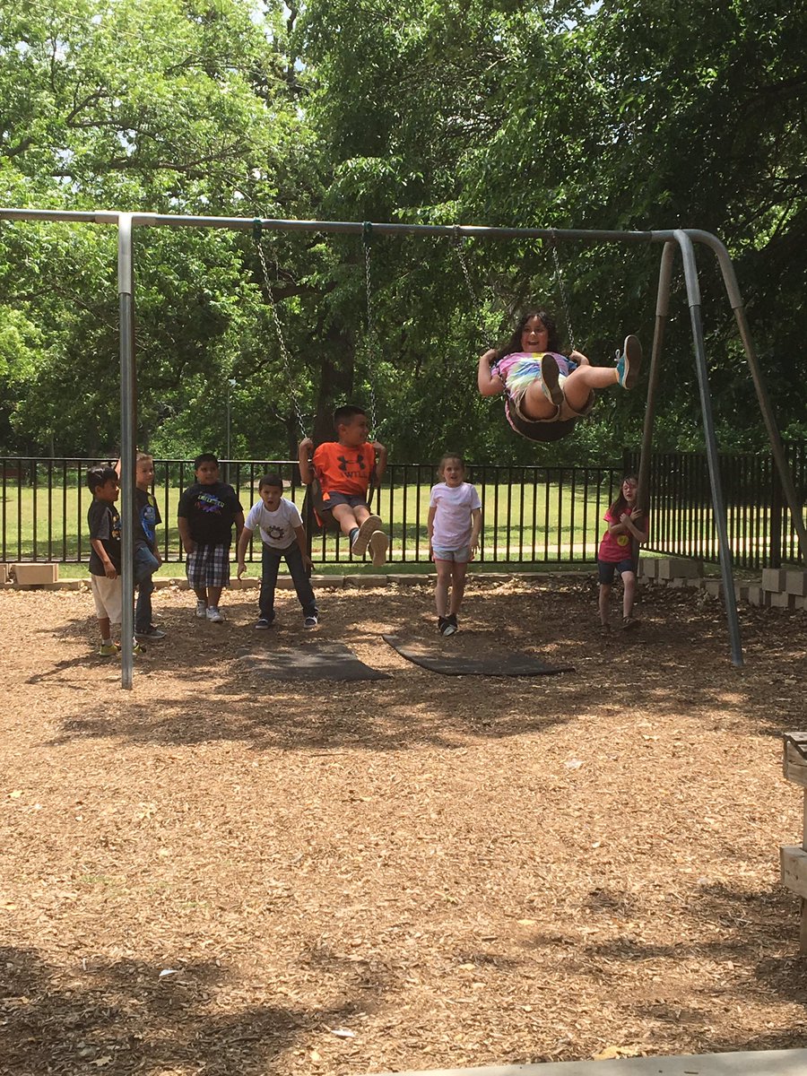 ltdallman's tweet photo. Fun day spent at the park! #jseguinelem https://t.co/Jp7d8L2tmB
