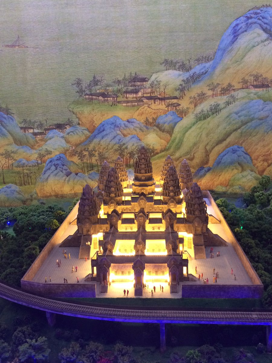mrsdangelo_ICS's tweet photo. @Gulliversgate is such a great new attraction! The whole 🌎 in miniature! #tinytaj #tinycity https://t.co/ULTJvKt6dG