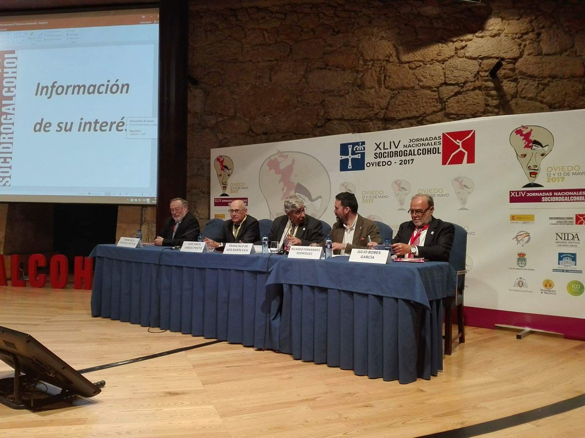 Socidrogalcohol's tweet photo. Mesa de Clausura de XLIV Jornadas Nacionales #Socidrogalcohol #SD_2017 con @fr_pascualp y @PNSDgob https://t.co/48wFIZ0sEq