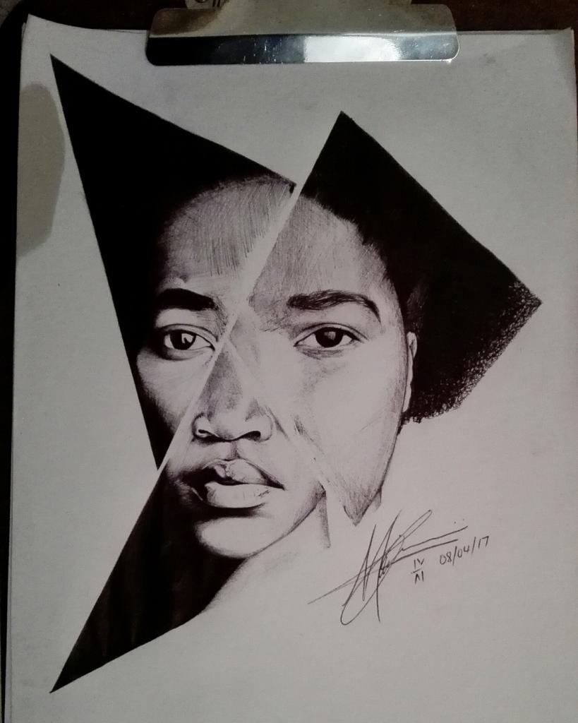 maxnkosi_'s tweet photo. Warming up for a mega portrait painting.. #Artwork3 #SouthAfricanArtist #IV @BlaqueWorldWide @Chvm_CIA @rivota_za https://t.co/PVdiWhQ15Z