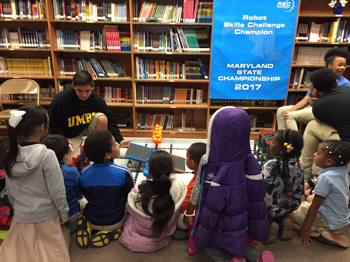 MsZelmans_Class's tweet photo. Little lions had a blast at @LakelandSchool STEAMfest! #Lakeland12 https://t.co/KFjS0cX53w