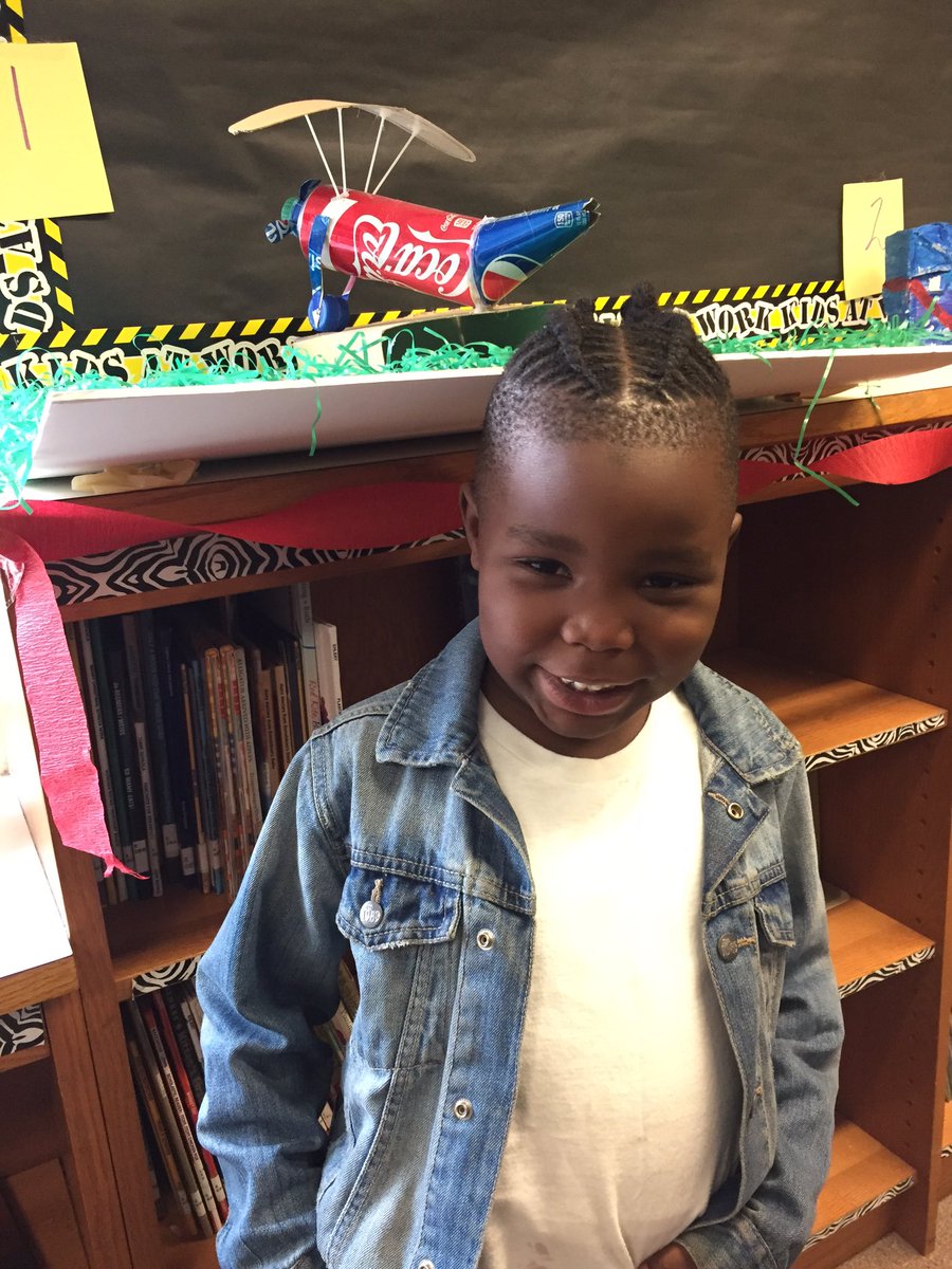 MsZelmans_Class's tweet photo. Little lions had a blast at @LakelandSchool STEAMfest! #Lakeland12 https://t.co/KFjS0cX53w