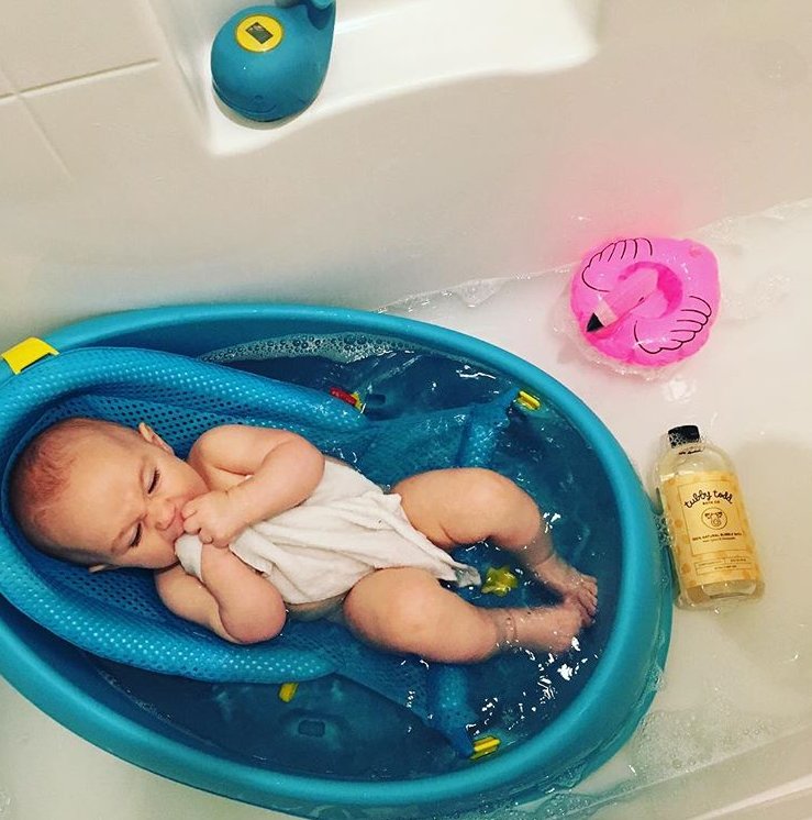 Skip Hop On Twitter Splish Splash Baby S Taking A Bath In Our Moby Smart Sling 3 Stage Baby Bathtub Https T Co Aodixdvupz Skiphop Https T Co Fmeoy9boxq