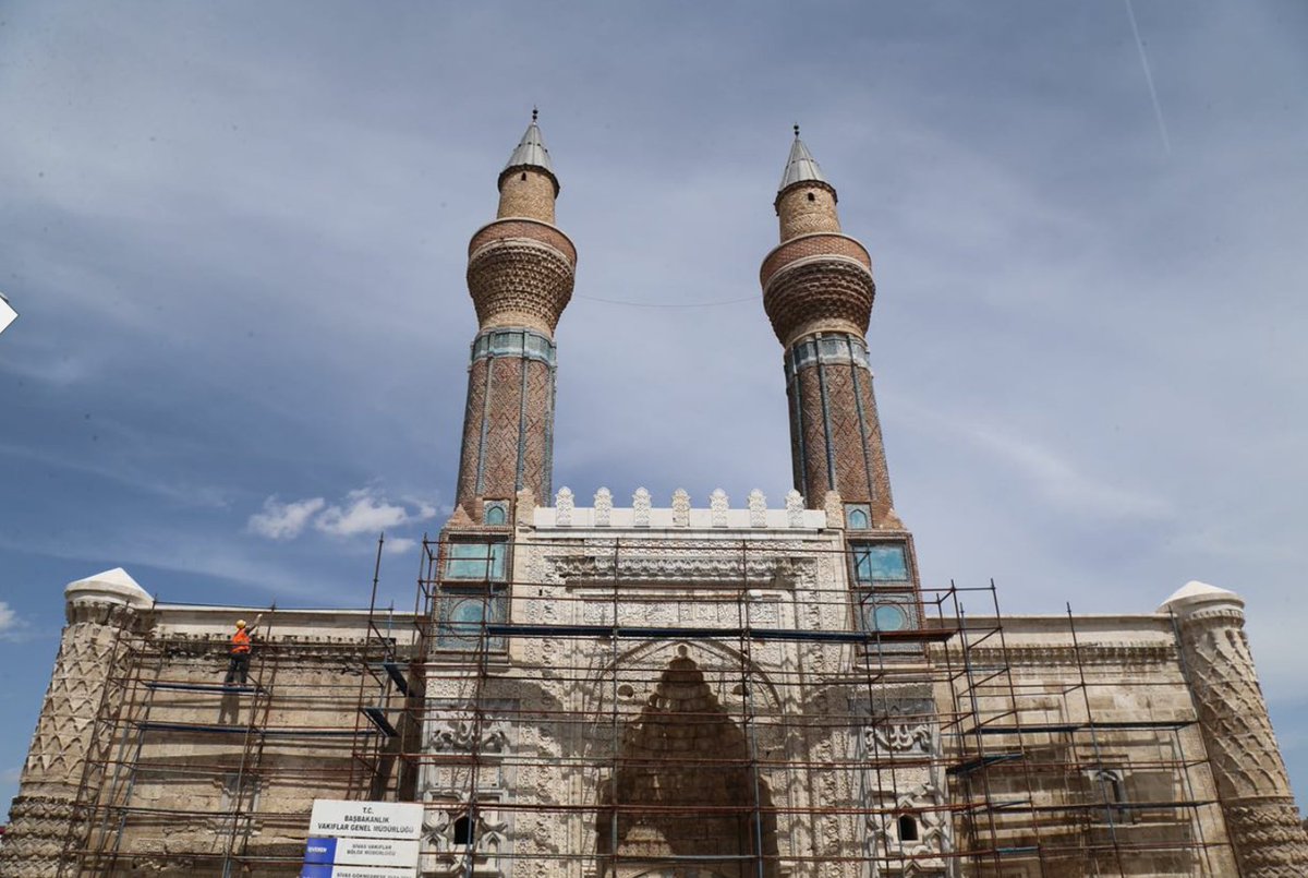 servetabik's tweet image. #sivasçifteminare #historicalarchitecture #architecturebuilding #medeniyetinbeşiğianadolu #architecture