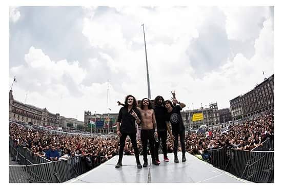 ¡Hoy se presenta <a href="/APOLOmx/">APOLO</a>, producidos por Omar Rodiguez (<a href="/themarsvolta/">THE MARS VOLTA</a> y <a href="/AtTheDriveIn/">AT THE DRIVE IN</a>)  + <a href="/60Tigres/">60 TIGRES</a> y <a href="/LaEraVulgar/">La Era Vulgar</a>!
Boletos en taquilla 8PM