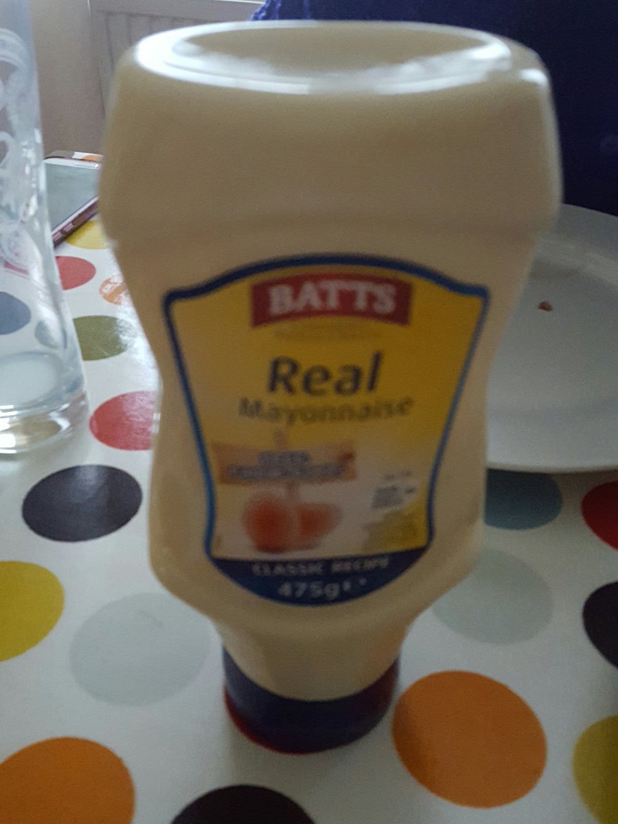 5ive3hree's tweet photo. @LidlUK Why does your mayo fall out everywhere without even squeezing the bottle https://t.co/Z20mlffFxQ