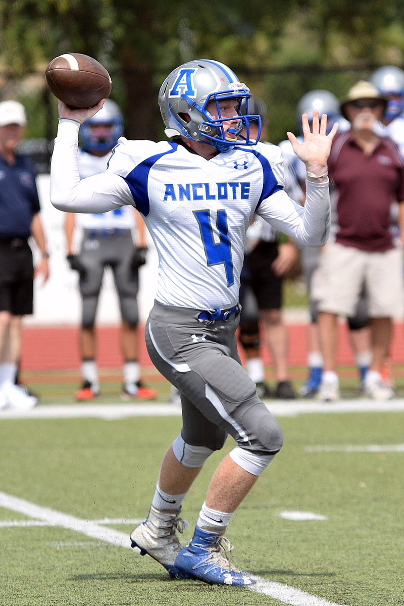 PascoCountyFB's tweet photo. Anclote Sharks scrimmage game at Calvary Christian. https://t.co/rchiP9akMQ